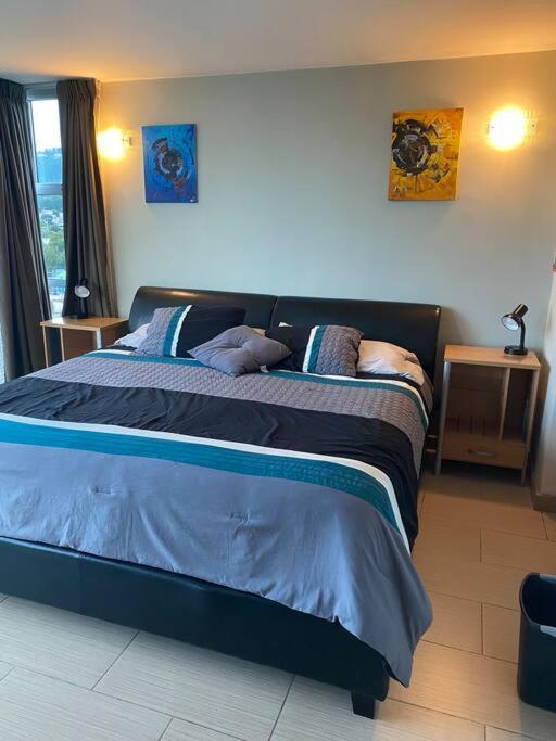 2 Rooms, 1 King Size Bed, 64" Smart Hdtv Guatemala City ภายนอก รูปภาพ