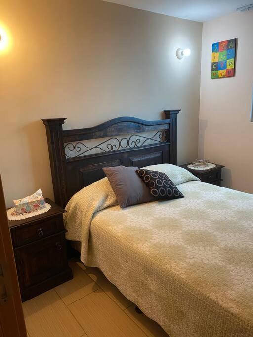 2 Rooms, 1 King Size Bed, 64" Smart Hdtv Guatemala City ภายนอก รูปภาพ